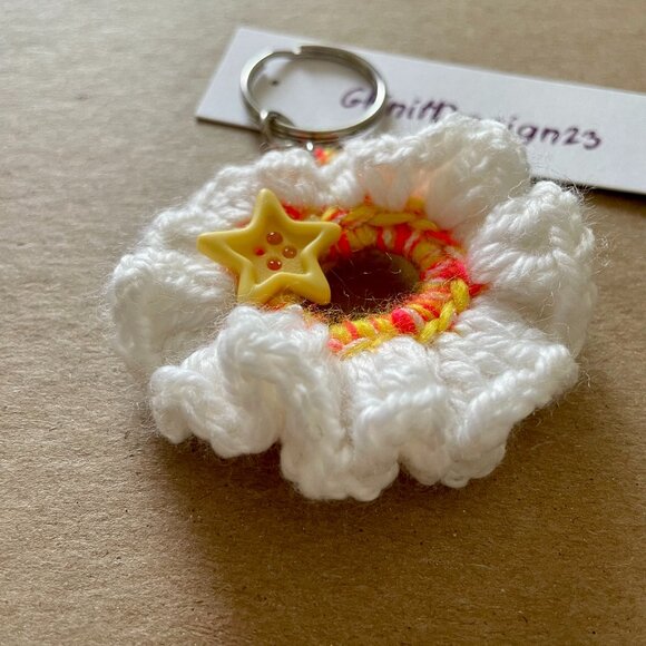 Keychain Charm, Crochet Gifts, Floral Keychain, Handmade Backpack Charm - Picture 5 of 7